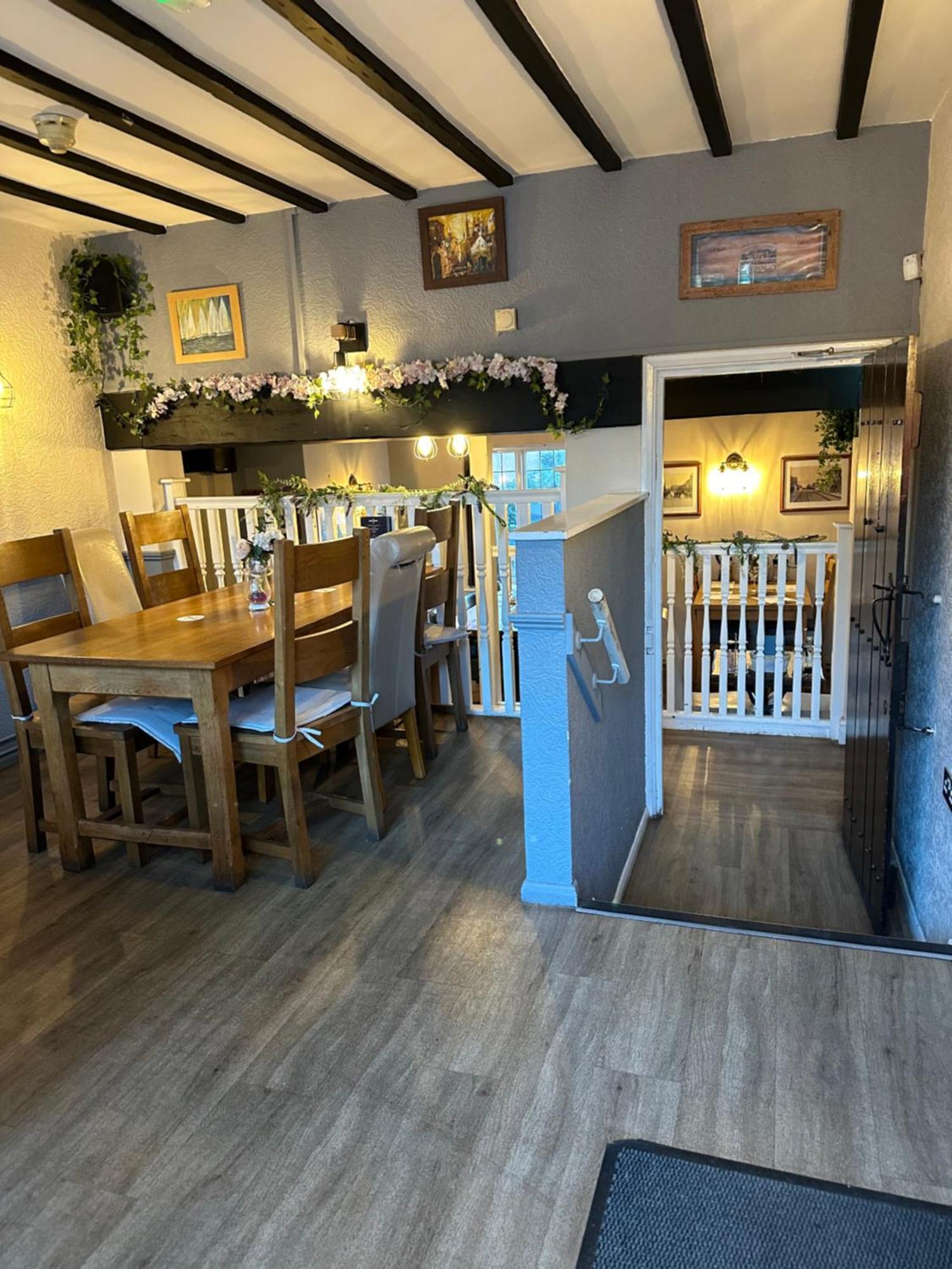 The Old Ship Inn Lowdham Exteriér fotografie