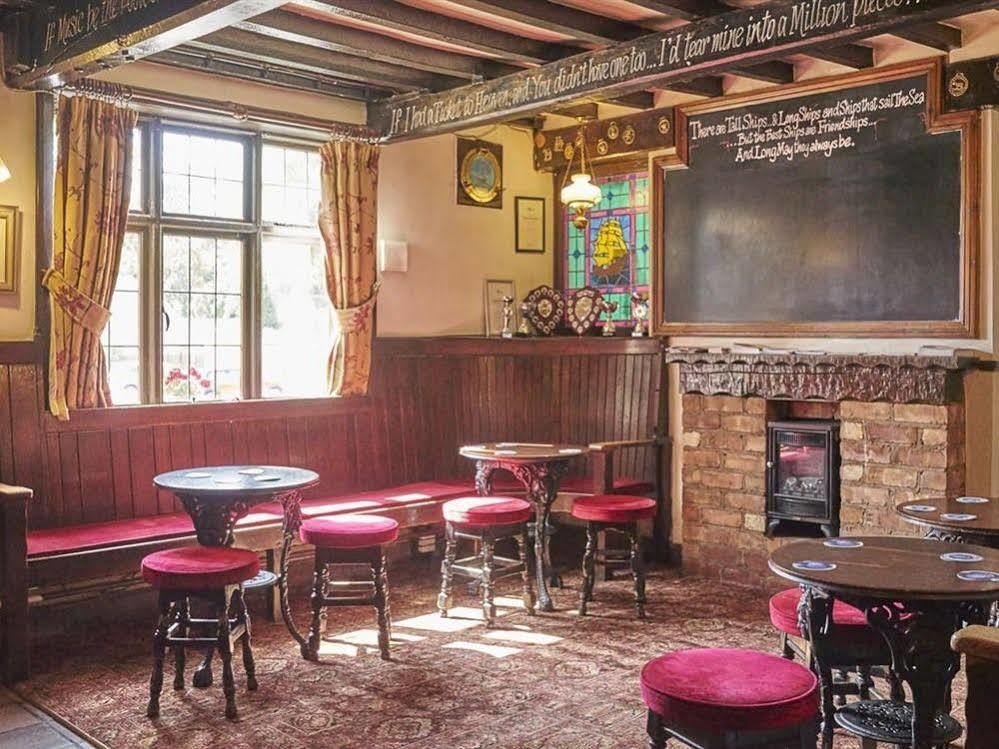 The Old Ship Inn Lowdham Exteriér fotografie