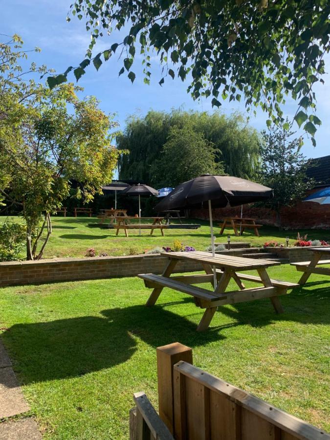 The Old Ship Inn Lowdham Exteriér fotografie